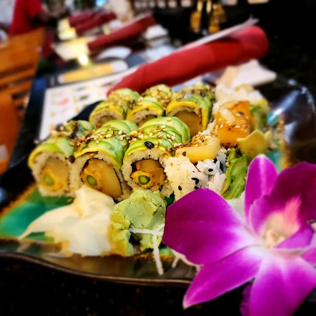 *Pineapple Express Roll